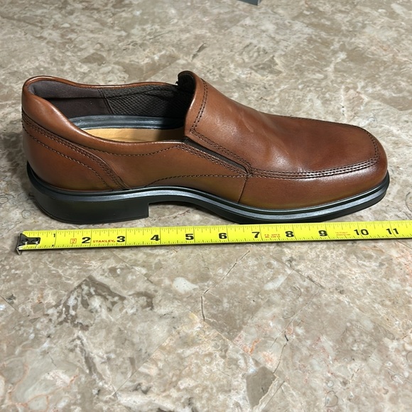 ECCO Helsinki 2,men slip on dressy shoes loafers,sz 6.5 leather!
office,event - Picture 15 of 17